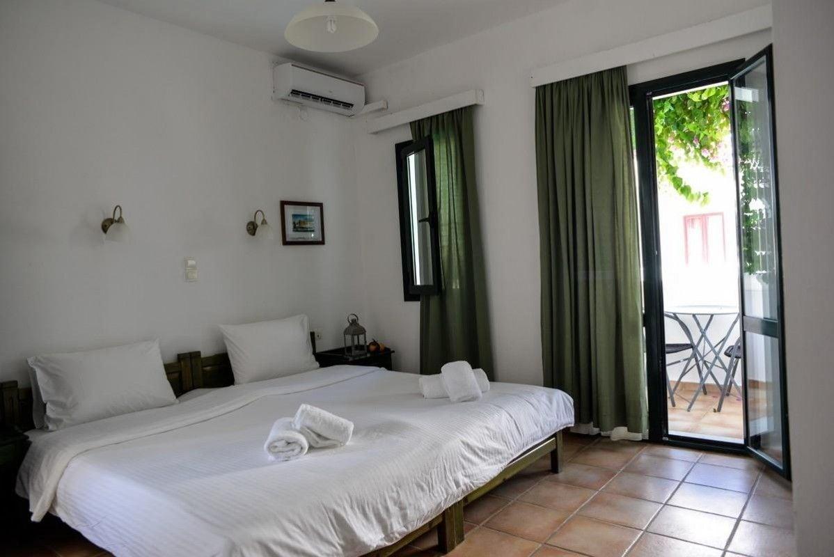 Eva & Apartahotel 3*