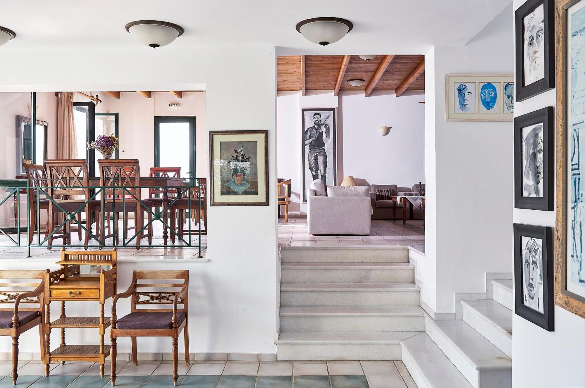 Eva & 3* Agia Marina