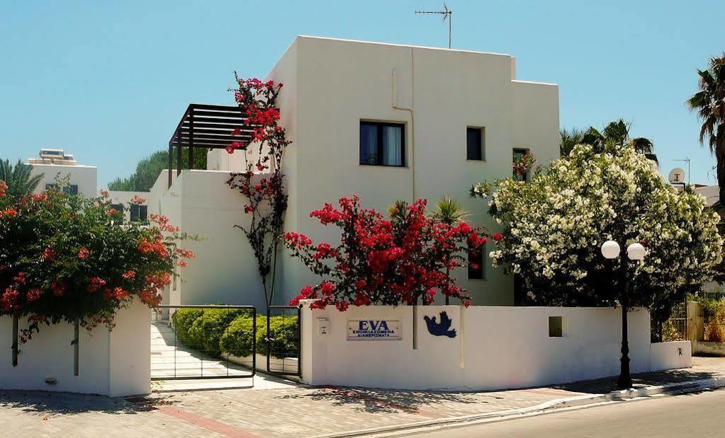 Eva & Apartahotel Agia Marina